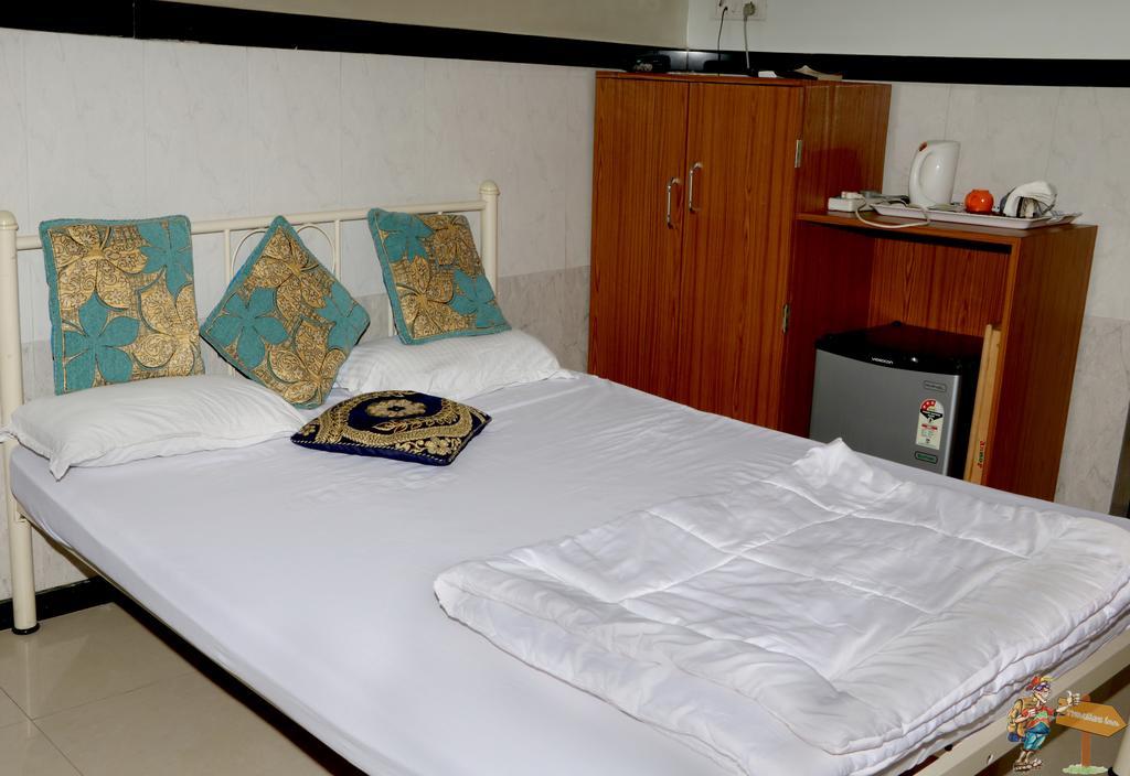 מומביי Traveller'S Inn Hotel - Fort מראה חיצוני תמונה
