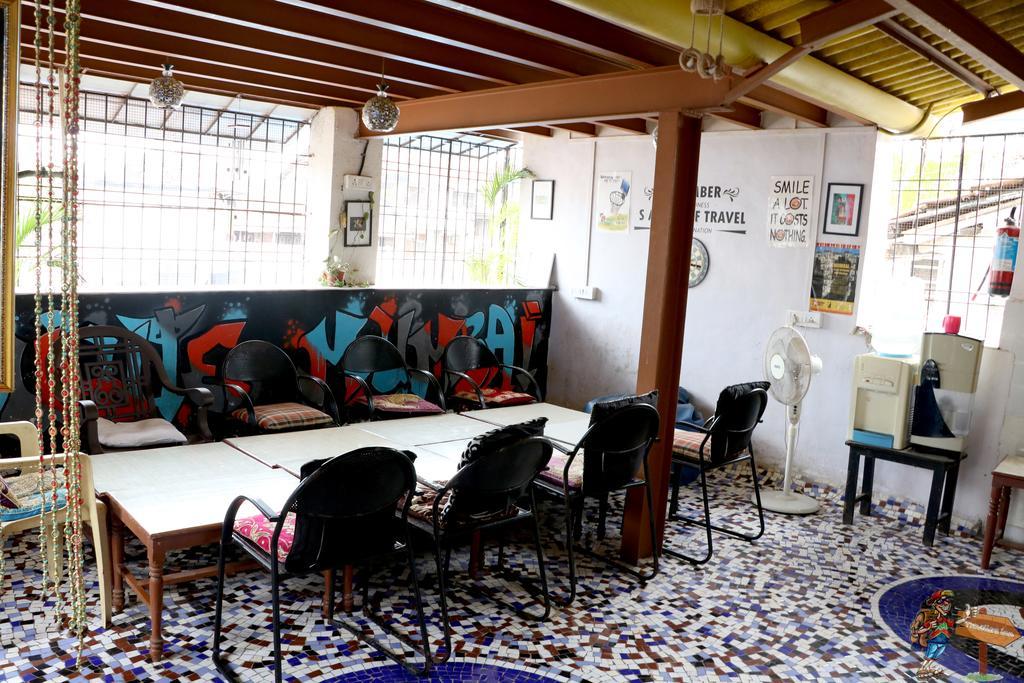מומביי Traveller'S Inn Hotel - Fort מראה חיצוני תמונה